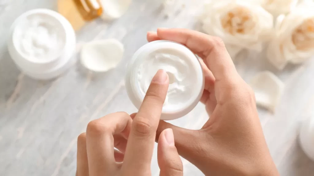 Memilih Produk Skincare untuk Kesehatan Kulit